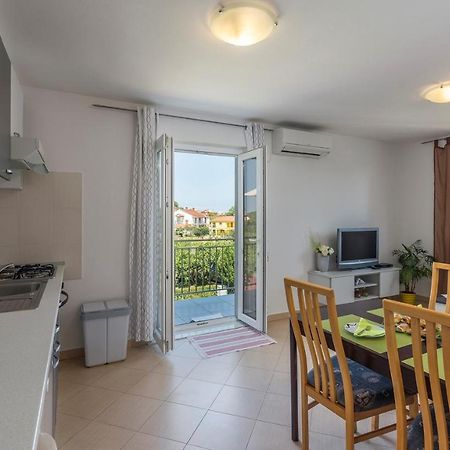 Apartment Nensi Poreč Exterior foto