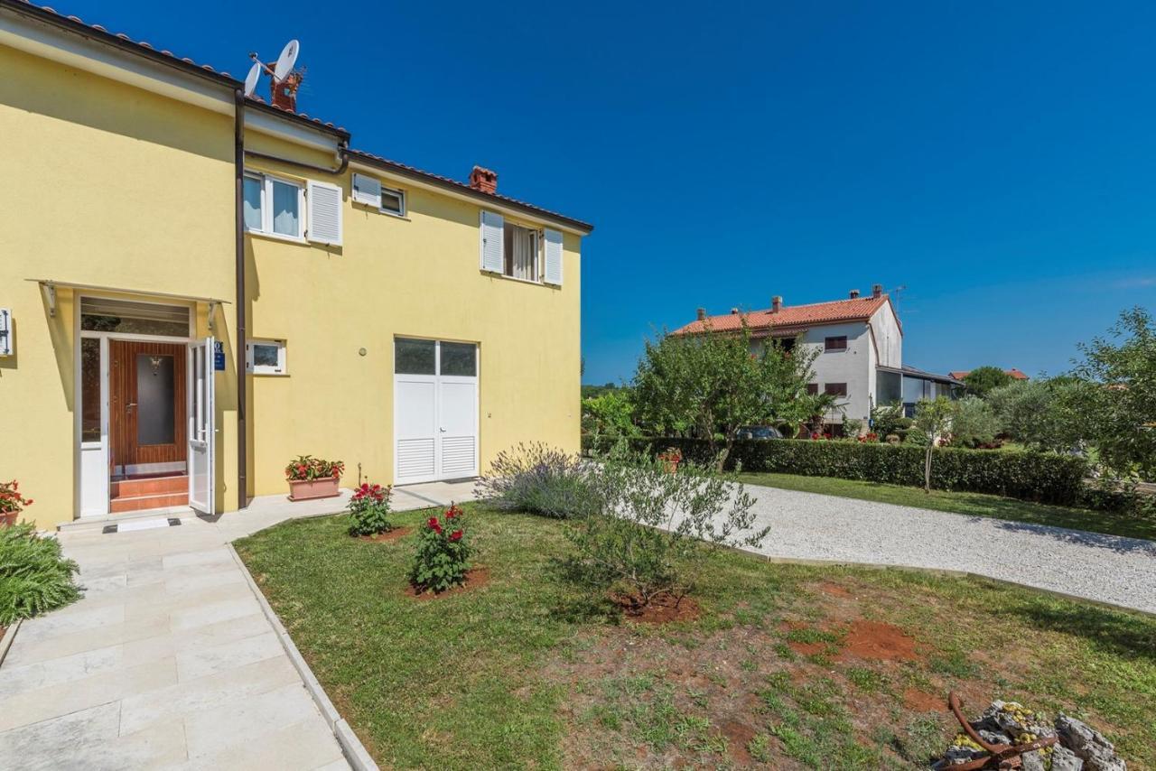 Apartment Nensi Poreč Exterior foto